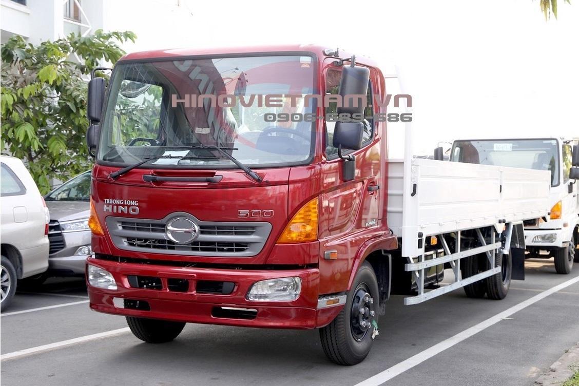 XE TẢI THÙNG LỬNG 6.7 TẤN HINO FC9JLTC