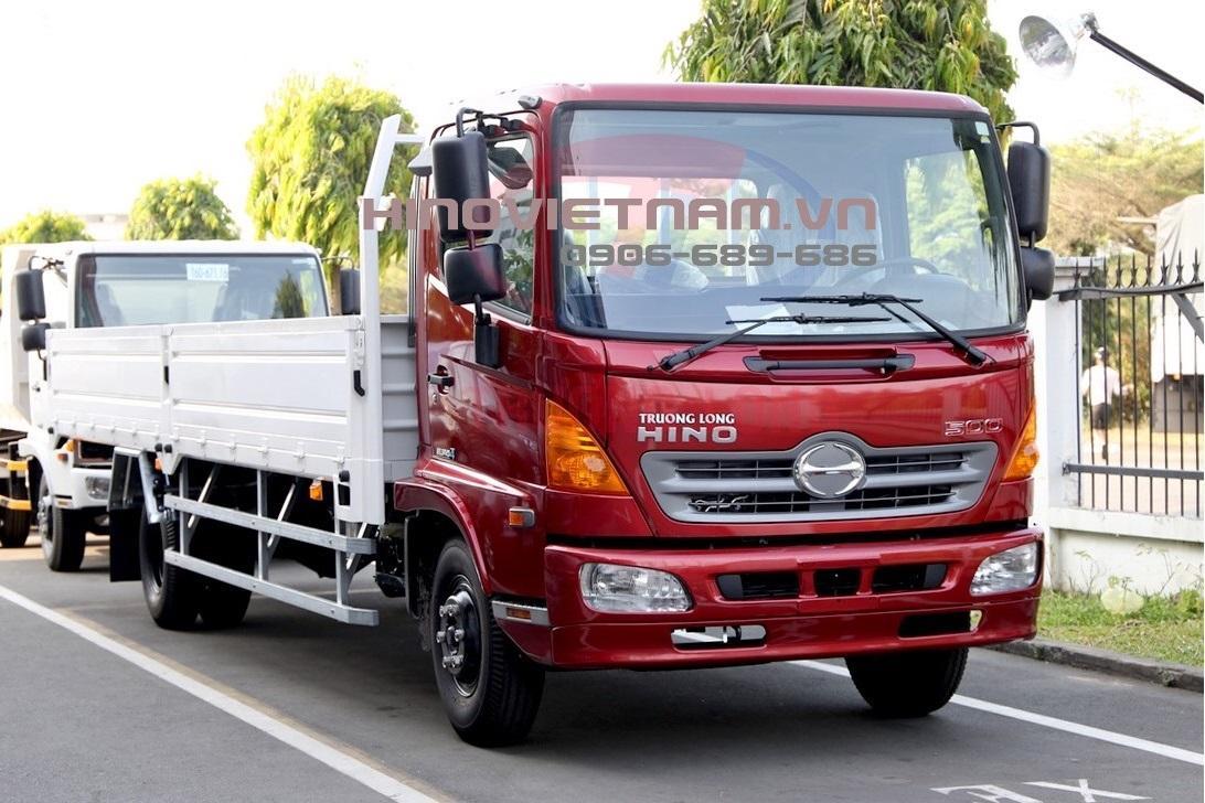 XE TẢI THÙNG LỬNG 6.9 TẤN HINO FC9JJTC